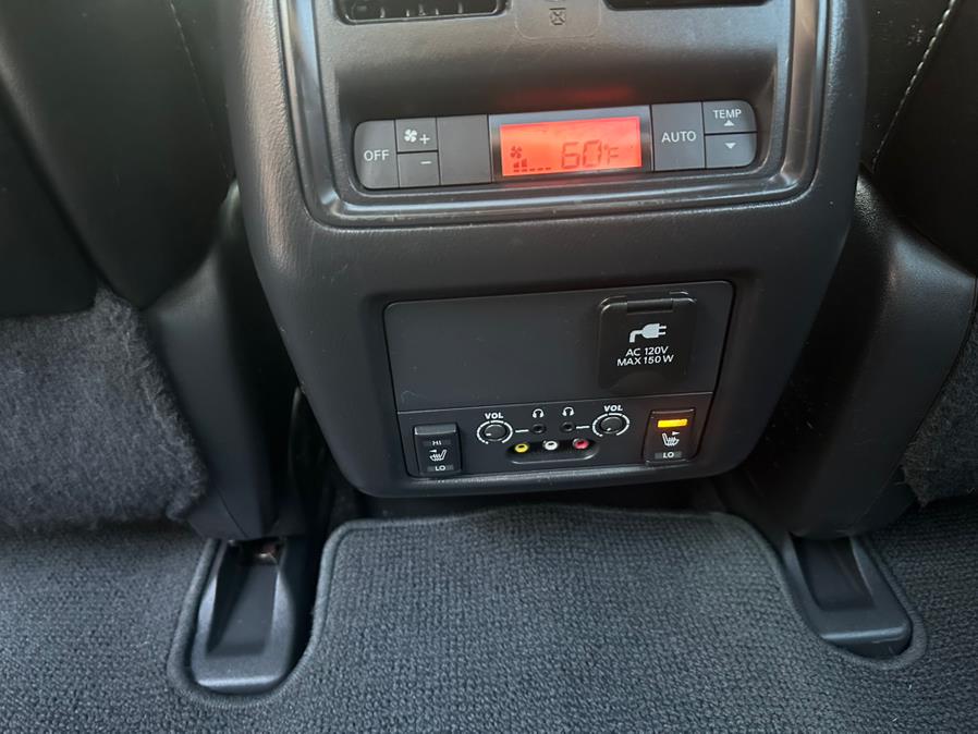 2014 Ford Explorer 4WD 4dr XLT, available for sale in New Britain, Connecticut | Central Auto Sales & Service. New Britain, Connecticut 2014 Ford Explorer 4WD 4dr XLT, available for sale in New Britain, Connecticut | Central Auto Sales & Service. New Britain, Connecticut