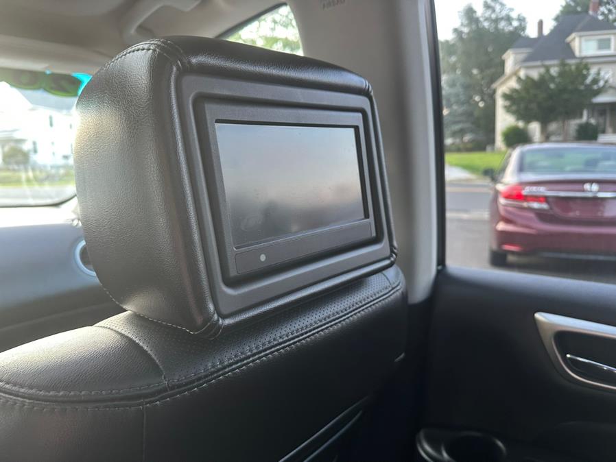 2014 Ford Explorer 4WD 4dr XLT, available for sale in New Britain, Connecticut | Central Auto Sales & Service. New Britain, Connecticut 2014 Ford Explorer 4WD 4dr XLT, available for sale in New Britain, Connecticut | Central Auto Sales & Service. New Britain, Connecticut