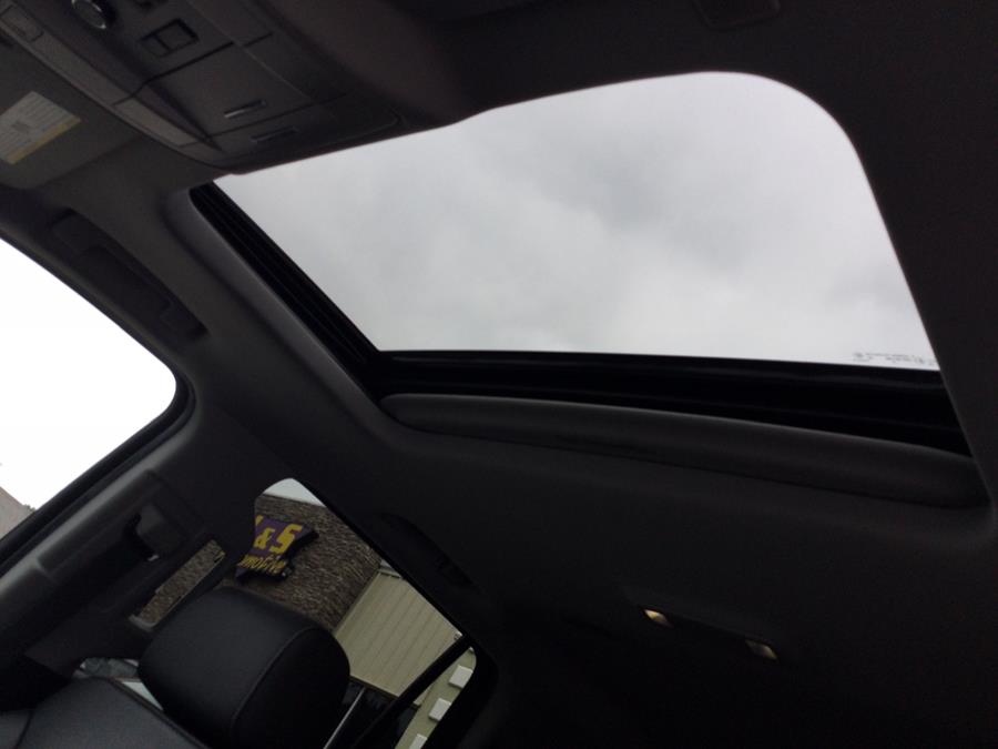 2019 Chevrolet Tahoe 4WD 4dr Premier, available for sale in Plantsville, Connecticut | L&S Automotive LLC. Plantsville, Connecticut 2019 Chevrolet Tahoe 4WD 4dr Premier, available for sale in Plantsville, Connecticut | L&S Automotive LLC. Plantsville, Connecticut