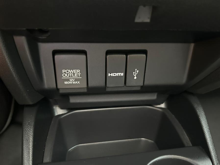 2017 Honda Fit EX-L CVT w/Navi, available for sale in South Windsor, Connecticut | Mike And Tony Auto Sales, Inc. South Windsor, Connecticut 2017 Honda Fit EX-L CVT w/Navi, available for sale in South Windsor, Connecticut | Mike And Tony Auto Sales, Inc. South Windsor, Connecticut