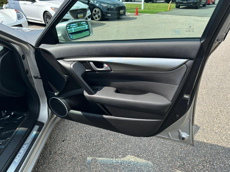 2011 Acura TL 4dr Sdn 2WD, available for sale in South Windsor, Connecticut | Mike And Tony Auto Sales, Inc. South Windsor, Connecticut 2011 Acura TL 4dr Sdn 2WD, available for sale in South Windsor, Connecticut | Mike And Tony Auto Sales, Inc. South Windsor, Connecticut