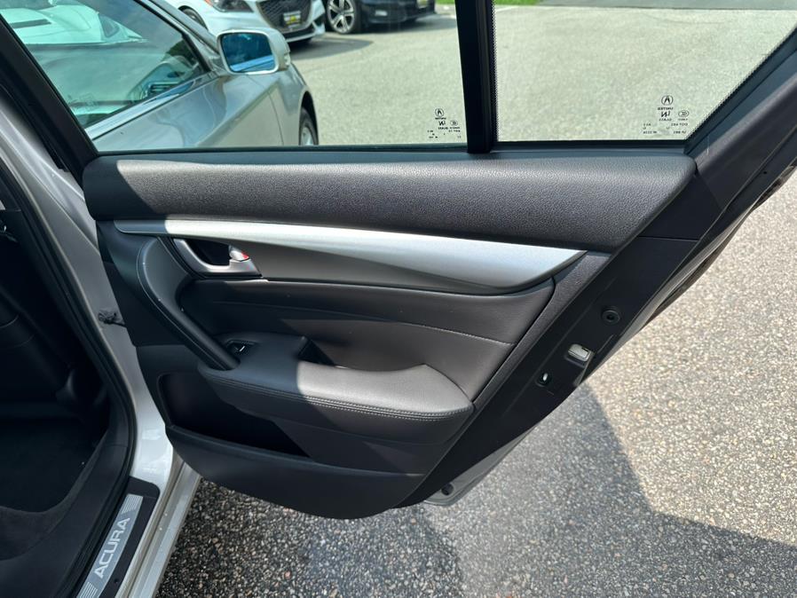 2011 Acura TL 4dr Sdn 2WD, available for sale in South Windsor, Connecticut | Mike And Tony Auto Sales, Inc. South Windsor, Connecticut 2011 Acura TL 4dr Sdn 2WD, available for sale in South Windsor, Connecticut | Mike And Tony Auto Sales, Inc. South Windsor, Connecticut