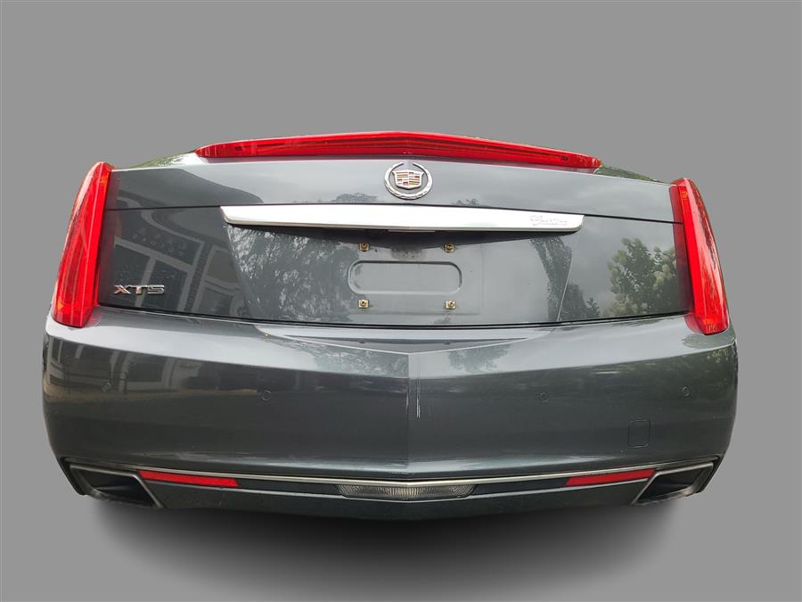 2013 Cadillac XTS 4dr Sdn Luxury FWD, available for sale in Canton, Connecticut | Lava Motors. Canton, Connecticut 2013 Cadillac XTS 4dr Sdn Luxury FWD, available for sale in Canton, Connecticut | Lava Motors. Canton, Connecticut
