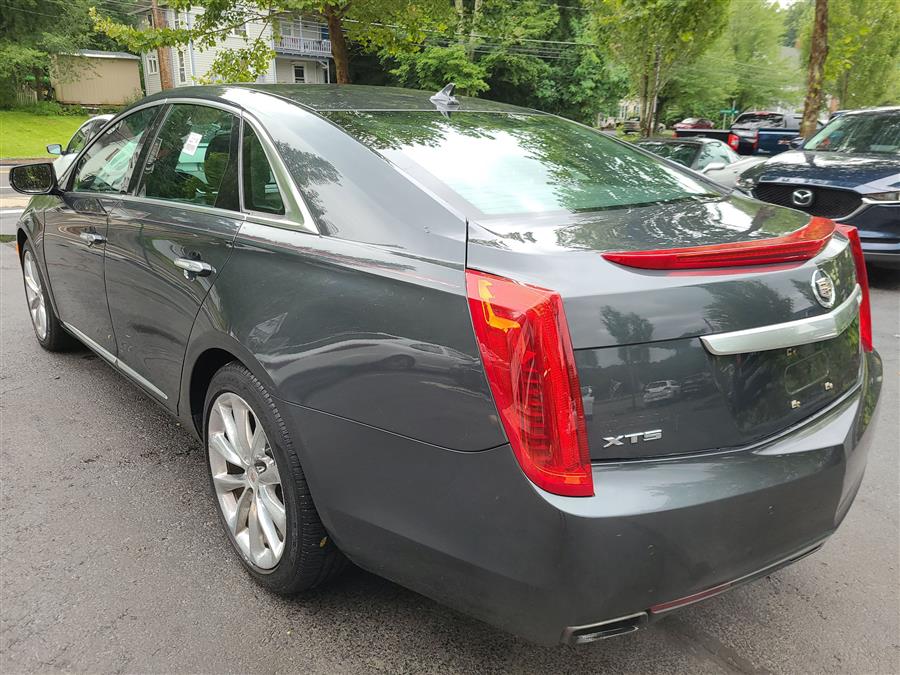 2013 Cadillac XTS 4dr Sdn Luxury FWD, available for sale in Canton, Connecticut | Lava Motors. Canton, Connecticut 2013 Cadillac XTS 4dr Sdn Luxury FWD, available for sale in Canton, Connecticut | Lava Motors. Canton, Connecticut