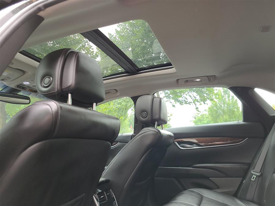 2013 Cadillac XTS 4dr Sdn Luxury FWD, available for sale in Canton, Connecticut | Lava Motors. Canton, Connecticut 2013 Cadillac XTS 4dr Sdn Luxury FWD, available for sale in Canton, Connecticut | Lava Motors. Canton, Connecticut