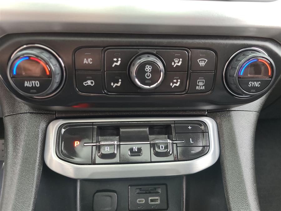 2020 GMC Acadia AWD 4dr SLT, available for sale in Canton, Connecticut | Lava Motors. Canton, Connecticut 2020 GMC Acadia AWD 4dr SLT, available for sale in Canton, Connecticut | Lava Motors. Canton, Connecticut