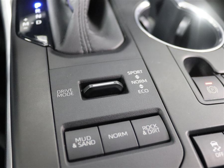 2020 Toyota Highlander XLE photo 25