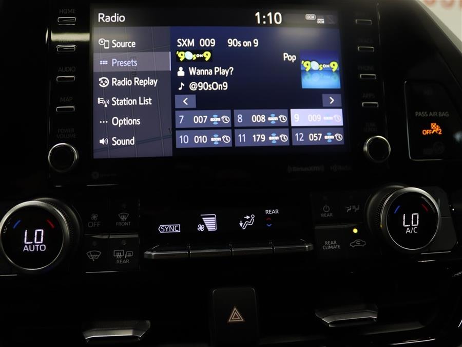 2020 Toyota Highlander XLE photo 37