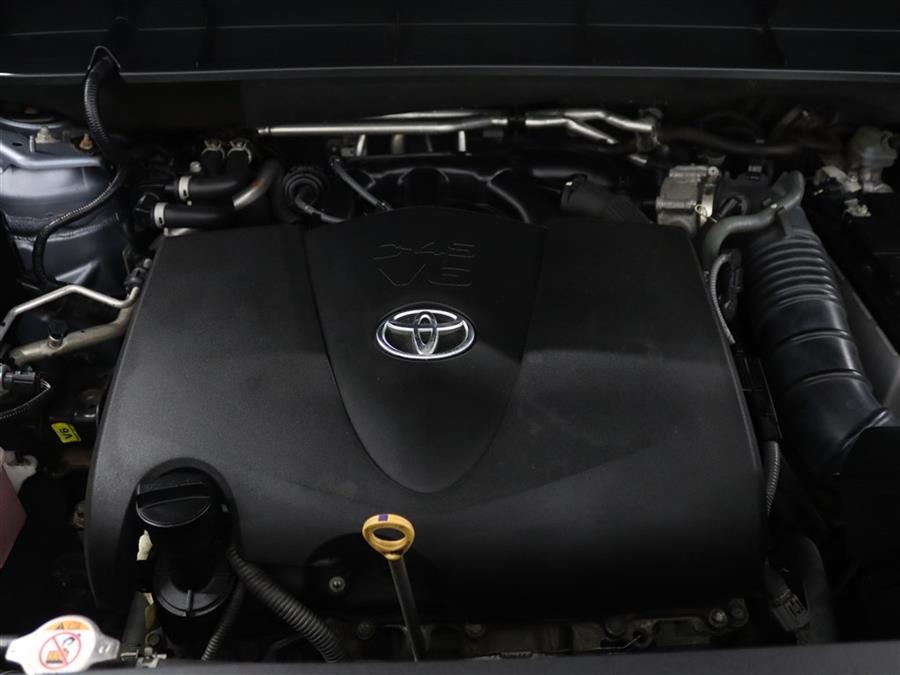 2020 Toyota Highlander XLE photo 38