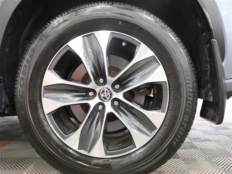 2020 Toyota Highlander XLE photo 40