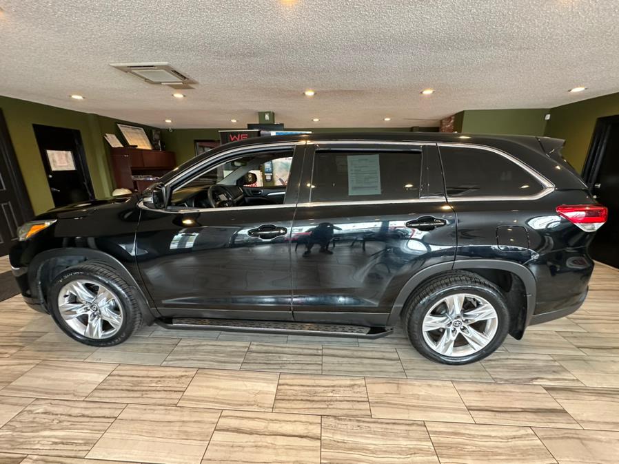 2019 Toyota Highlander LE V6 AWD (Natl), available for sale in West Hartford, Connecticut | AutoMax. West Hartford, Connecticut 2019 Toyota Highlander LE V6 AWD (Natl), available for sale in West Hartford, Connecticut | AutoMax. West Hartford, Connecticut