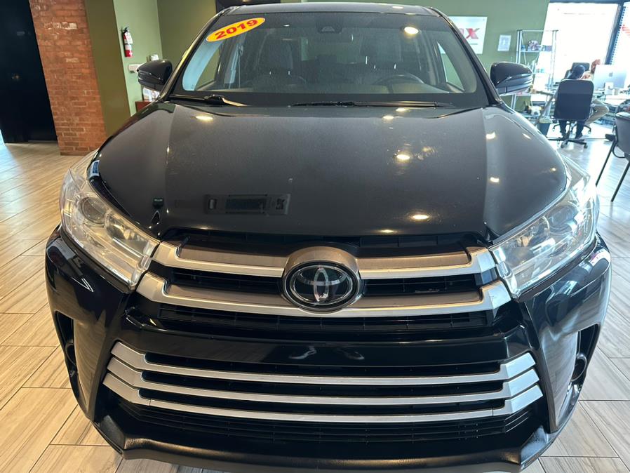 2019 Toyota Highlander LE V6 AWD (Natl), available for sale in West Hartford, Connecticut | AutoMax. West Hartford, Connecticut 2019 Toyota Highlander LE V6 AWD (Natl), available for sale in West Hartford, Connecticut | AutoMax. West Hartford, Connecticut
