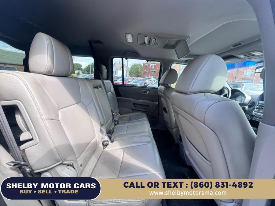 2015 Honda Pilot 4WD 4dr Touring w/RES & Navi, available for sale in Springfield, Massachusetts | Shelby Motor Cars. Springfield, Massachusetts 2015 Honda Pilot 4WD 4dr Touring w/RES & Navi, available for sale in Springfield, Massachusetts | Shelby Motor Cars. Springfield, Massachusetts