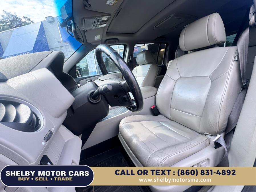 2015 Honda Pilot 4WD 4dr Touring w/RES & Navi, available for sale in Springfield, Massachusetts | Shelby Motor Cars. Springfield, Massachusetts 2015 Honda Pilot 4WD 4dr Touring w/RES & Navi, available for sale in Springfield, Massachusetts | Shelby Motor Cars. Springfield, Massachusetts