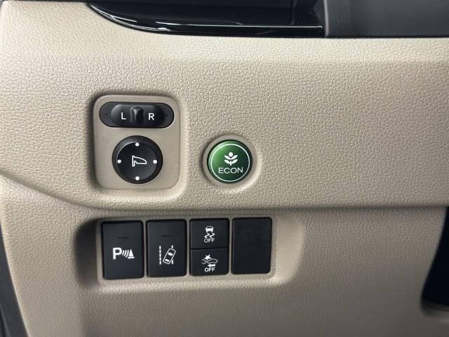 2016 Honda Pilot Elite AWD, available for sale in Maple Shade, New Jersey | Car Revolution. Maple Shade, New Jersey 2016 Honda Pilot Elite AWD, available for sale in Maple Shade, New Jersey | Car Revolution. Maple Shade, New Jersey