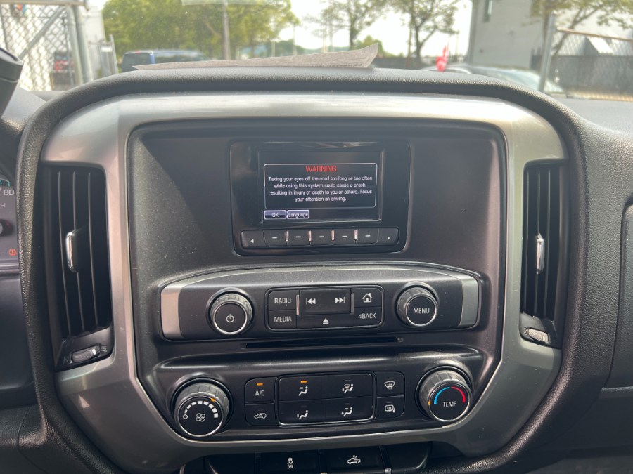 2015 Chevrolet Silverado 1500 4WD Double Cab 143.5" LT w/1LT, available for sale in New Haven, Connecticut | Unique Auto Sales LLC. New Haven, Connecticut 2015 Chevrolet Silverado 1500 4WD Double Cab 143.5" LT w/1LT, available for sale in New Haven, Connecticut | Unique Auto Sales LLC. New Haven, Connecticut