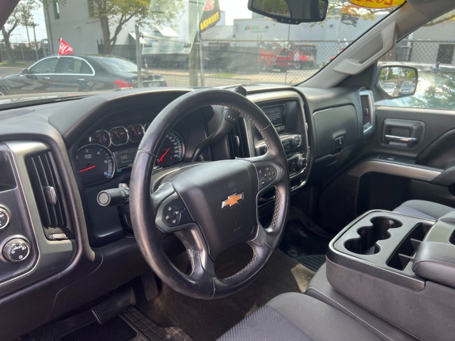 2015 Chevrolet Silverado 1500 4WD Double Cab 143.5" LT w/1LT, available for sale in New Haven, Connecticut | Unique Auto Sales LLC. New Haven, Connecticut 2015 Chevrolet Silverado 1500 4WD Double Cab 143.5" LT w/1LT, available for sale in New Haven, Connecticut | Unique Auto Sales LLC. New Haven, Connecticut