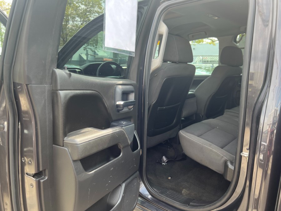 2015 Chevrolet Silverado 1500 4WD Double Cab 143.5" LT w/1LT, available for sale in New Haven, Connecticut | Unique Auto Sales LLC. New Haven, Connecticut 2015 Chevrolet Silverado 1500 4WD Double Cab 143.5" LT w/1LT, available for sale in New Haven, Connecticut | Unique Auto Sales LLC. New Haven, Connecticut