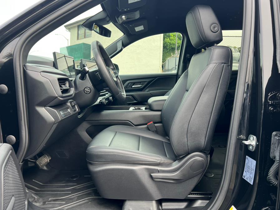 2024 Chevrolet Silverado EV e4WD Crew Cab 3WT, available for sale in Daly City, California | Green Light Auto Wholesale. Daly City, California 2024 Chevrolet Silverado EV e4WD Crew Cab 3WT, available for sale in Daly City, California | Green Light Auto Wholesale. Daly City, California