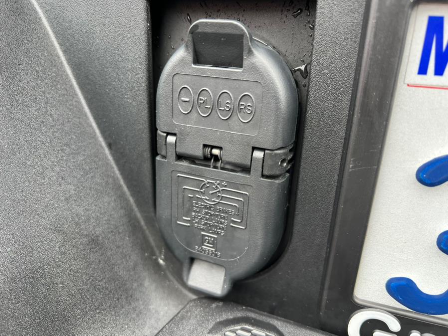 2024 Chevrolet Silverado EV e4WD Crew Cab 3WT, available for sale in Daly City, California | Green Light Auto Wholesale. Daly City, California 2024 Chevrolet Silverado EV e4WD Crew Cab 3WT, available for sale in Daly City, California | Green Light Auto Wholesale. Daly City, California