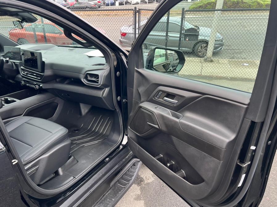 2024 Chevrolet Silverado EV e4WD Crew Cab 3WT, available for sale in Daly City, California | Green Light Auto Wholesale. Daly City, California 2024 Chevrolet Silverado EV e4WD Crew Cab 3WT, available for sale in Daly City, California | Green Light Auto Wholesale. Daly City, California