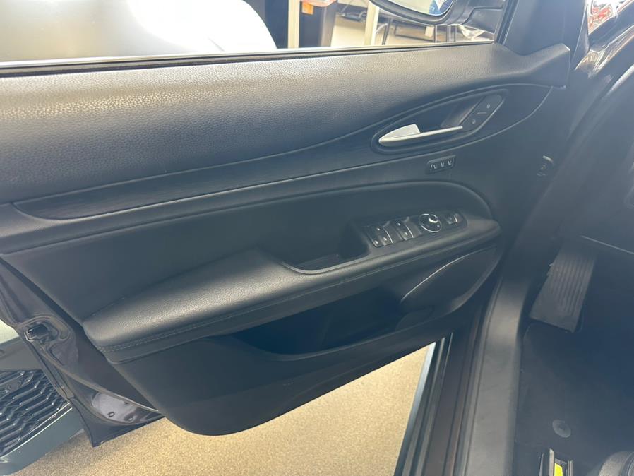 2019 Alfa Romeo Stelvio AWD, available for sale in Inwood, New York | 5 Towns Drive. Inwood, New York 2019 Alfa Romeo Stelvio AWD, available for sale in Inwood, New York | 5 Towns Drive. Inwood, New York