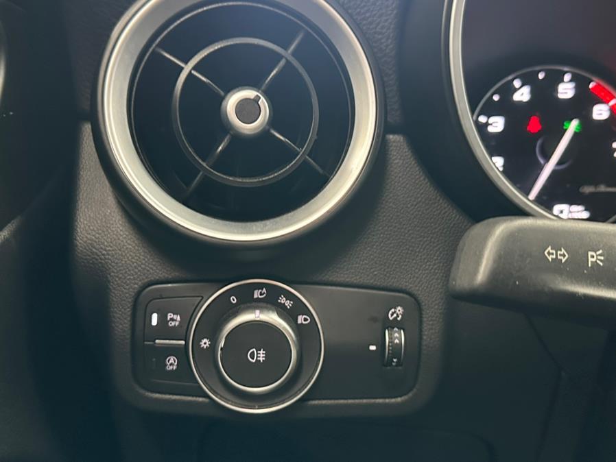 2019 Alfa Romeo Stelvio AWD, available for sale in Inwood, New York | 5 Towns Drive. Inwood, New York 2019 Alfa Romeo Stelvio AWD, available for sale in Inwood, New York | 5 Towns Drive. Inwood, New York