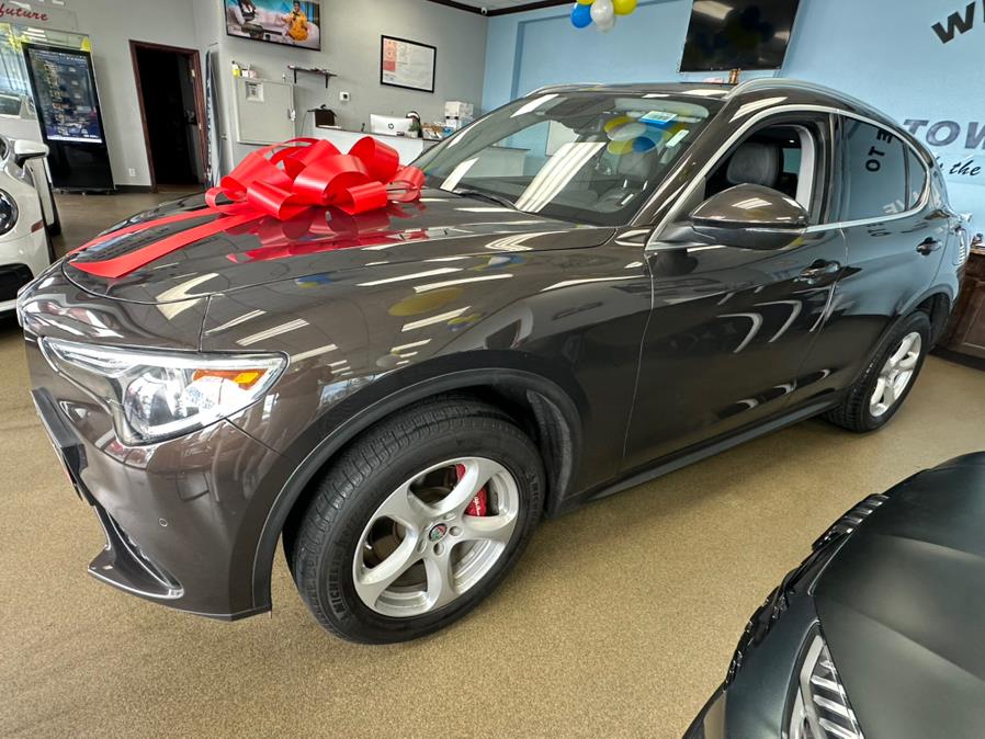 2019 Alfa Romeo Stelvio AWD, available for sale in Inwood, New York | 5 Towns Drive. Inwood, New York 2019 Alfa Romeo Stelvio AWD, available for sale in Inwood, New York | 5 Towns Drive. Inwood, New York
