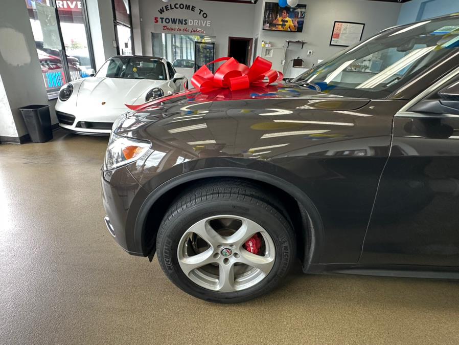 2019 Alfa Romeo Stelvio AWD, available for sale in Inwood, New York | 5 Towns Drive. Inwood, New York 2019 Alfa Romeo Stelvio AWD, available for sale in Inwood, New York | 5 Towns Drive. Inwood, New York