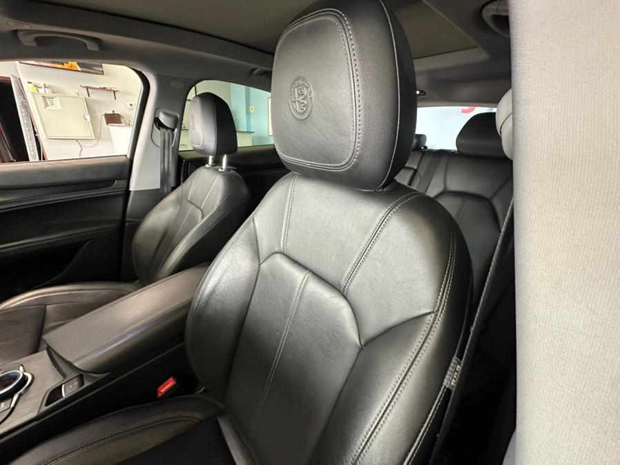 2019 Alfa Romeo Stelvio AWD, available for sale in Inwood, New York | 5 Towns Drive. Inwood, New York 2019 Alfa Romeo Stelvio AWD, available for sale in Inwood, New York | 5 Towns Drive. Inwood, New York