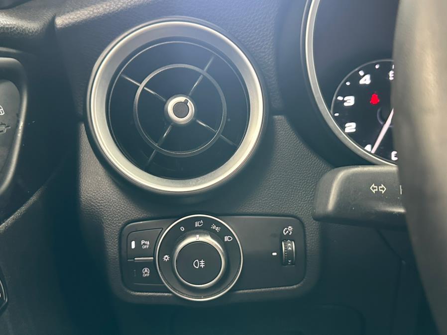 2019 Alfa Romeo Stelvio AWD, available for sale in Inwood, New York | 5 Towns Drive. Inwood, New York 2019 Alfa Romeo Stelvio AWD, available for sale in Inwood, New York | 5 Towns Drive. Inwood, New York