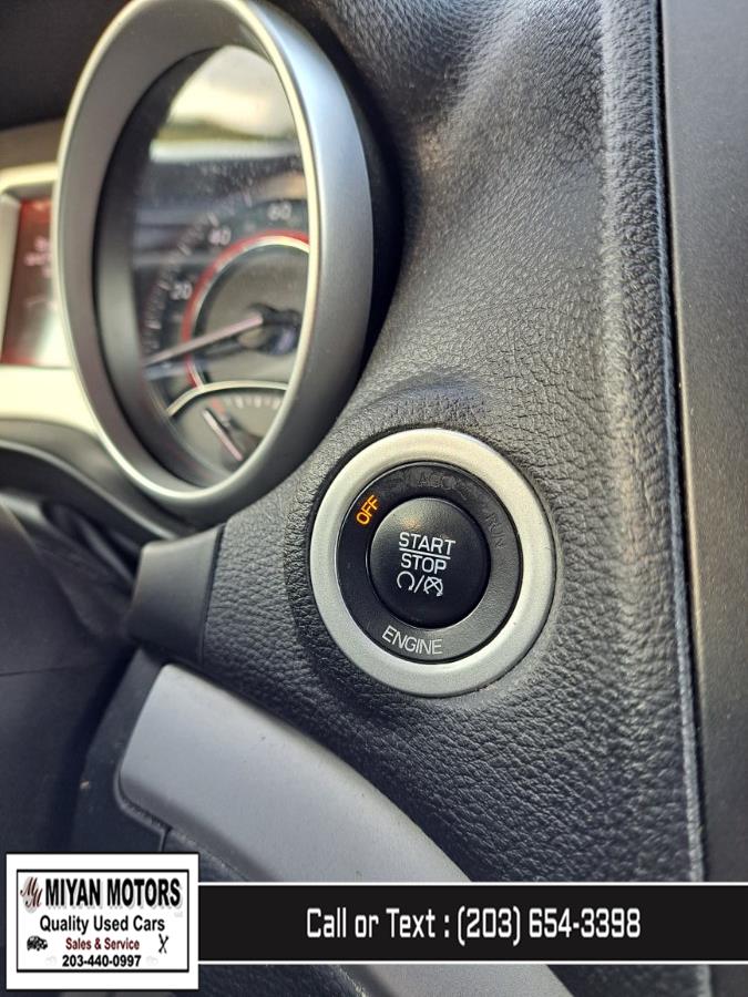 2014 Dodge Journey FWD 4dr American Value Pkg, available for sale in Meriden, Connecticut | Miyan Motors. Meriden, Connecticut 2014 Dodge Journey FWD 4dr American Value Pkg, available for sale in Meriden, Connecticut | Miyan Motors. Meriden, Connecticut