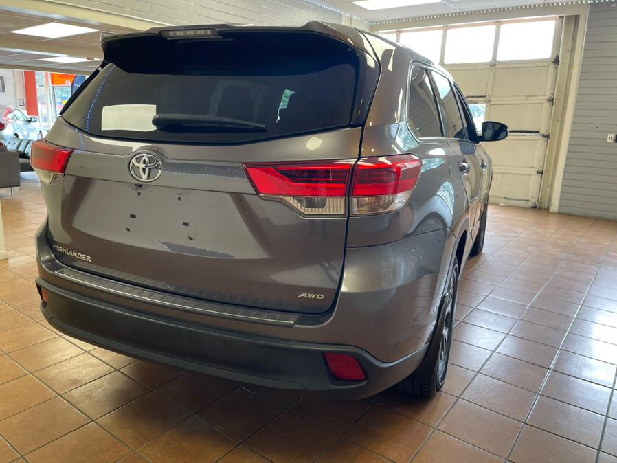 2019 Toyota Highlander LE V6 AWD (Natl), available for sale in Suffern, New York | Rockland Motor Sport. Suffern, New York 2019 Toyota Highlander LE V6 AWD (Natl), available for sale in Suffern, New York | Rockland Motor Sport. Suffern, New York
