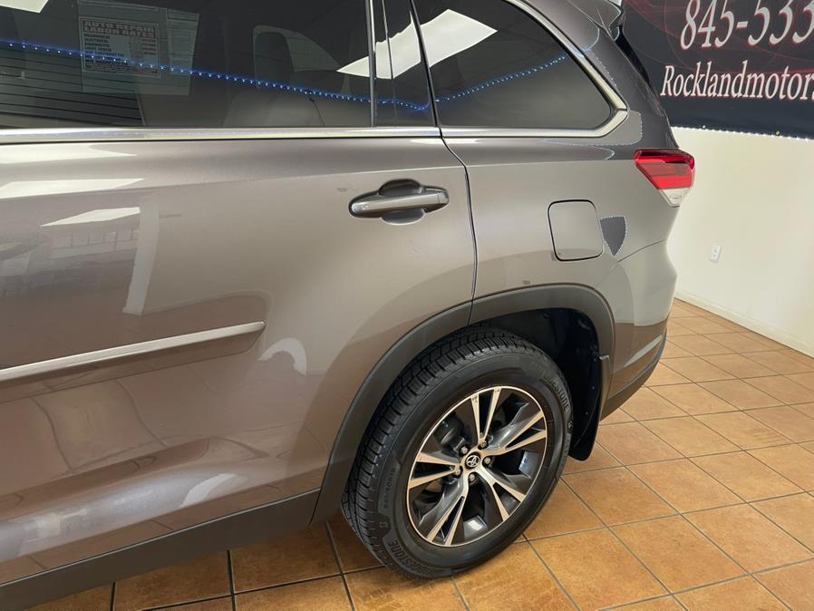 2019 Toyota Highlander LE V6 AWD (Natl), available for sale in Suffern, New York | Rockland Motor Sport. Suffern, New York 2019 Toyota Highlander LE V6 AWD (Natl), available for sale in Suffern, New York | Rockland Motor Sport. Suffern, New York