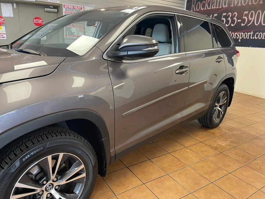 2019 Toyota Highlander LE V6 AWD (Natl), available for sale in Suffern, New York | Rockland Motor Sport. Suffern, New York 2019 Toyota Highlander LE V6 AWD (Natl), available for sale in Suffern, New York | Rockland Motor Sport. Suffern, New York