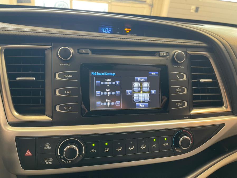 2019 Toyota Highlander LE V6 AWD (Natl), available for sale in Suffern, New York | Rockland Motor Sport. Suffern, New York 2019 Toyota Highlander LE V6 AWD (Natl), available for sale in Suffern, New York | Rockland Motor Sport. Suffern, New York