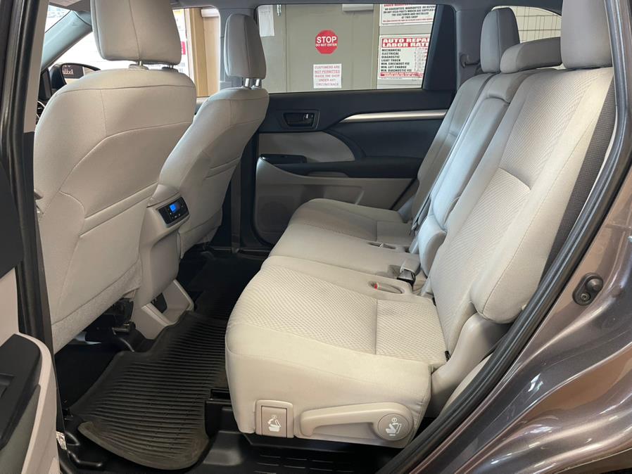 2019 Toyota Highlander LE V6 AWD (Natl), available for sale in Suffern, New York | Rockland Motor Sport. Suffern, New York 2019 Toyota Highlander LE V6 AWD (Natl), available for sale in Suffern, New York | Rockland Motor Sport. Suffern, New York