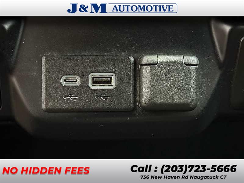 2021 Chevrolet Silverado 2500hd LT, available for sale in Naugatuck, Connecticut | J&M Automotive Sls&Svc LLC. Naugatuck, Connecticut 2021 Chevrolet Silverado 2500hd LT, available for sale in Naugatuck, Connecticut | J&M Automotive Sls&Svc LLC. Naugatuck, Connecticut