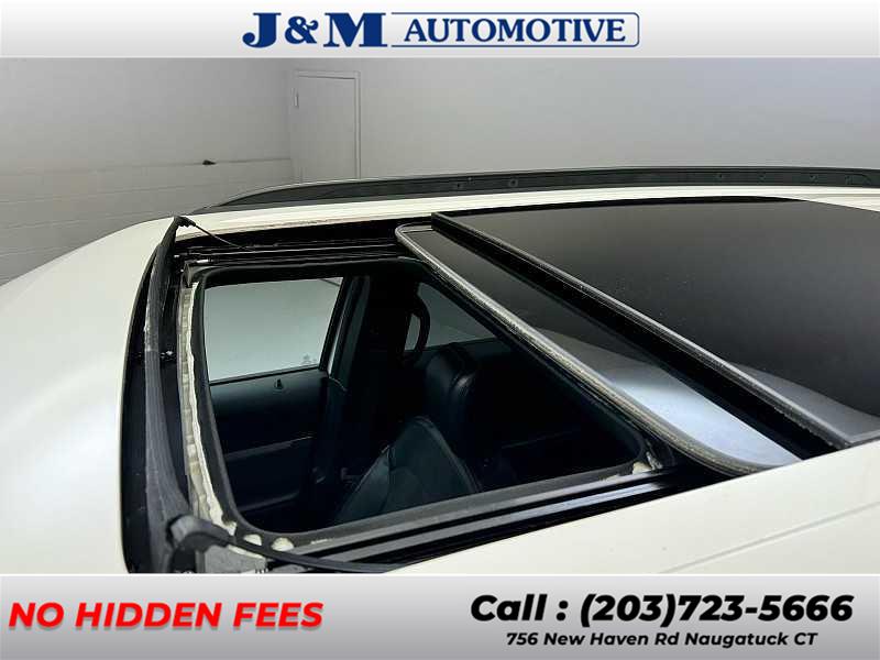 2018 Ford Explorer XLT, available for sale in Naugatuck, Connecticut | J&M Automotive Sls&Svc LLC. Naugatuck, Connecticut 2018 Ford Explorer XLT, available for sale in Naugatuck, Connecticut | J&M Automotive Sls&Svc LLC. Naugatuck, Connecticut