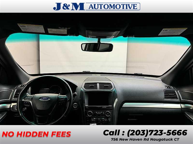2018 Ford Explorer XLT, available for sale in Naugatuck, Connecticut | J&M Automotive Sls&Svc LLC. Naugatuck, Connecticut 2018 Ford Explorer XLT, available for sale in Naugatuck, Connecticut | J&M Automotive Sls&Svc LLC. Naugatuck, Connecticut