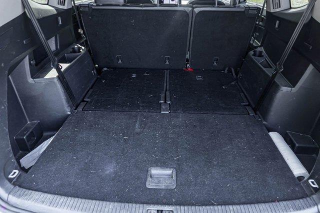 2024 Volkswagen Atlas 2.0T SE w/Technology, available for sale in Great Neck, New York | Camy Cars. Great Neck, New York 2024 Volkswagen Atlas 2.0T SE w/Technology, available for sale in Great Neck, New York | Camy Cars. Great Neck, New York
