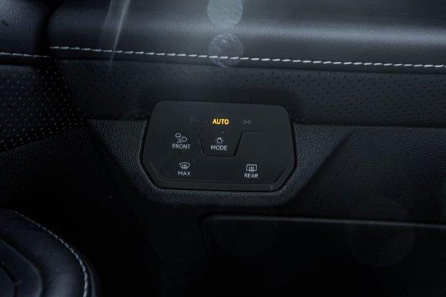 2024 Volkswagen Atlas 2.0T SE w/Technology, available for sale in Great Neck, New York | Camy Cars. Great Neck, New York 2024 Volkswagen Atlas 2.0T SE w/Technology, available for sale in Great Neck, New York | Camy Cars. Great Neck, New York
