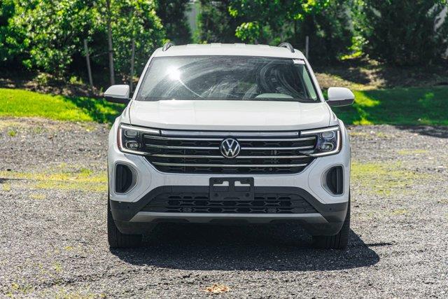 2024 Volkswagen Atlas 2.0T SE w/Technology, available for sale in Great Neck, New York | Camy Cars. Great Neck, New York 2024 Volkswagen Atlas 2.0T SE w/Technology, available for sale in Great Neck, New York | Camy Cars. Great Neck, New York