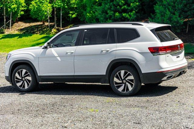 2024 Volkswagen Atlas 2.0T SE w/Technology, available for sale in Great Neck, New York | Camy Cars. Great Neck, New York 2024 Volkswagen Atlas 2.0T SE w/Technology, available for sale in Great Neck, New York | Camy Cars. Great Neck, New York