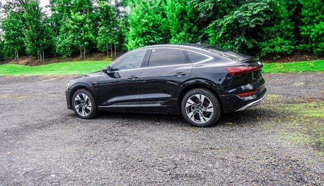 2022 Audi E-tron Sportback S line Prestige, available for sale in Great Neck, New York | Camy Cars. Great Neck, New York 2022 Audi E-tron Sportback S line Prestige, available for sale in Great Neck, New York | Camy Cars. Great Neck, New York