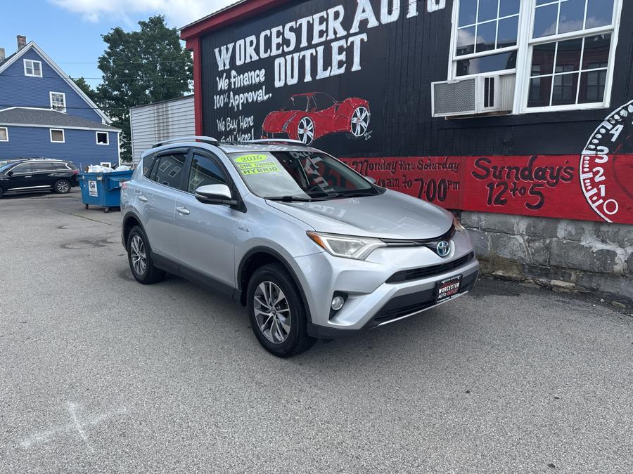 2016 Toyota RAV4 Hybrid AWD 4dr XLE (Natl), available for sale in Worcester, Massachusetts | Worcester Auto Outlet LLC. Worcester, Massachusetts 2016 Toyota RAV4 Hybrid AWD 4dr XLE (Natl), available for sale in Worcester, Massachusetts | Worcester Auto Outlet LLC. Worcester, Massachusetts