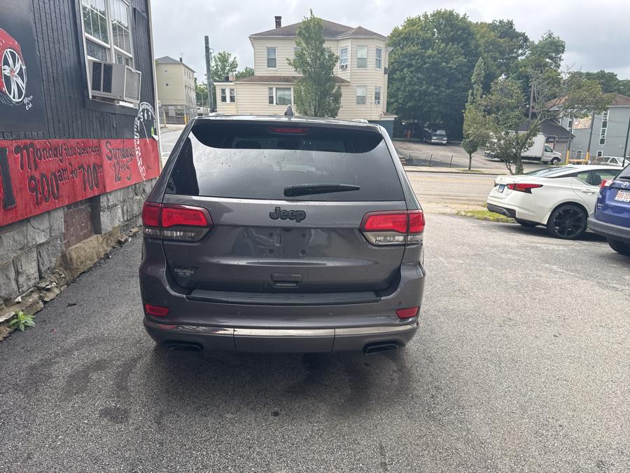 2016 Jeep Grand Cherokee 4WD 4dr Overland, available for sale in Worcester, Massachusetts | Worcester Auto Outlet LLC. Worcester, Massachusetts 2016 Jeep Grand Cherokee 4WD 4dr Overland, available for sale in Worcester, Massachusetts | Worcester Auto Outlet LLC. Worcester, Massachusetts