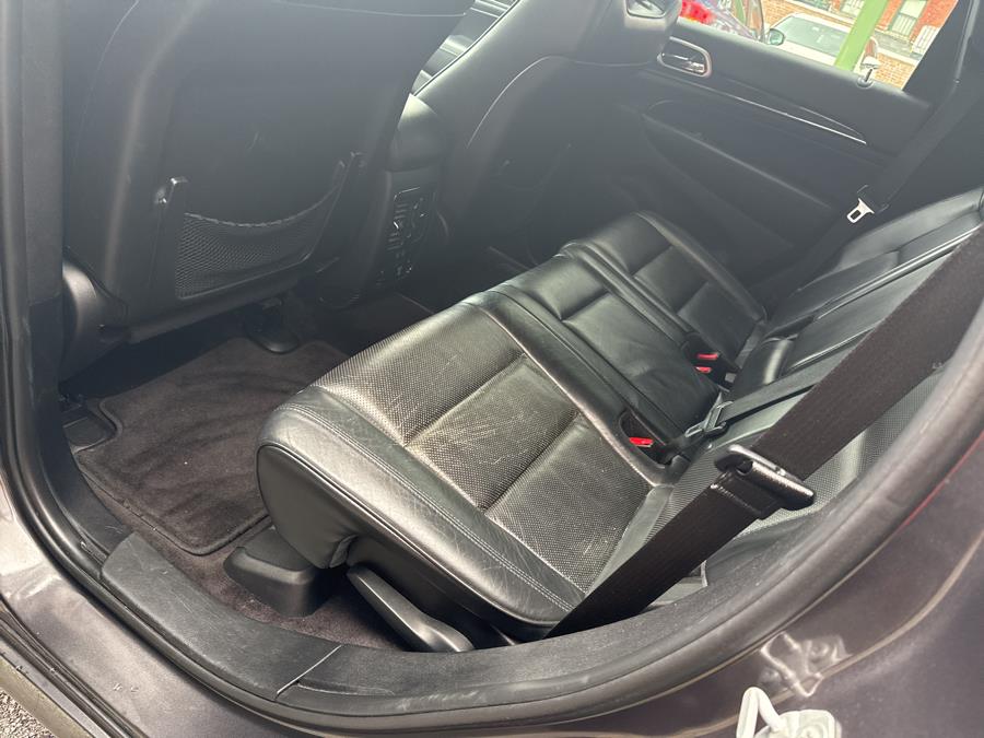 2016 Jeep Grand Cherokee 4WD 4dr Overland, available for sale in Worcester, Massachusetts | Worcester Auto Outlet LLC. Worcester, Massachusetts 2016 Jeep Grand Cherokee 4WD 4dr Overland, available for sale in Worcester, Massachusetts | Worcester Auto Outlet LLC. Worcester, Massachusetts