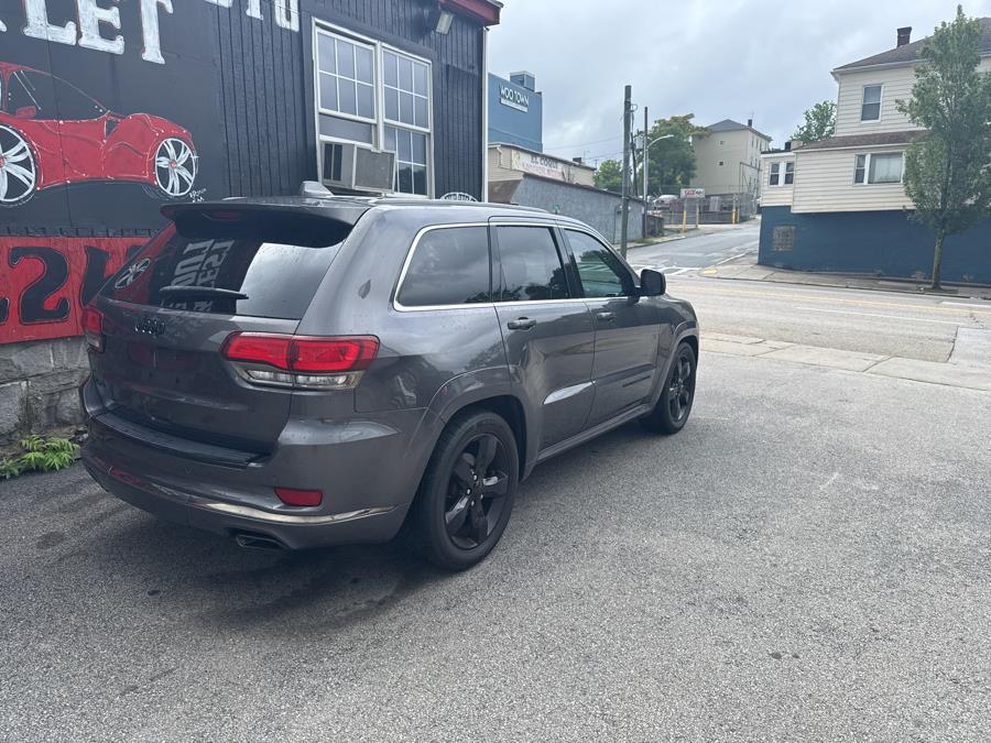 2016 Jeep Grand Cherokee 4WD 4dr Overland, available for sale in Worcester, Massachusetts | Worcester Auto Outlet LLC. Worcester, Massachusetts 2016 Jeep Grand Cherokee 4WD 4dr Overland, available for sale in Worcester, Massachusetts | Worcester Auto Outlet LLC. Worcester, Massachusetts