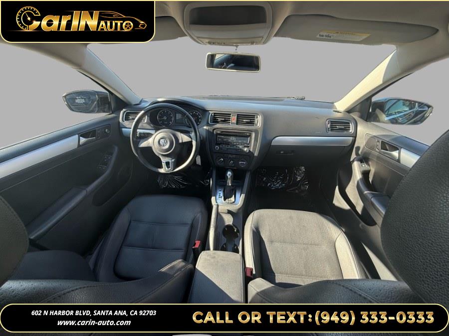 2013 Volkswagen Jetta Sedan 4dr Auto SE PZEV, available for sale in Santa Ana, California | Carin Auto. Santa Ana, California 2013 Volkswagen Jetta Sedan 4dr Auto SE PZEV, available for sale in Santa Ana, California | Carin Auto. Santa Ana, California